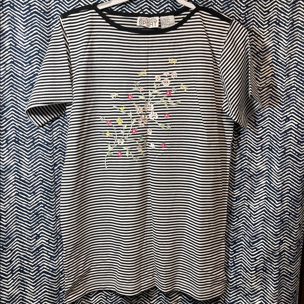 Jaclyn Smith Black and White Striped Top NWT
